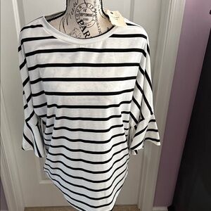 Classic Black and White Striped Women's Long Sleeve Top